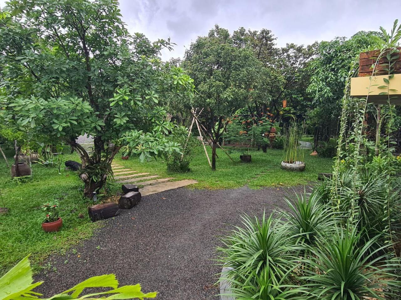 Villa Romduol Kampot Bagian luar foto