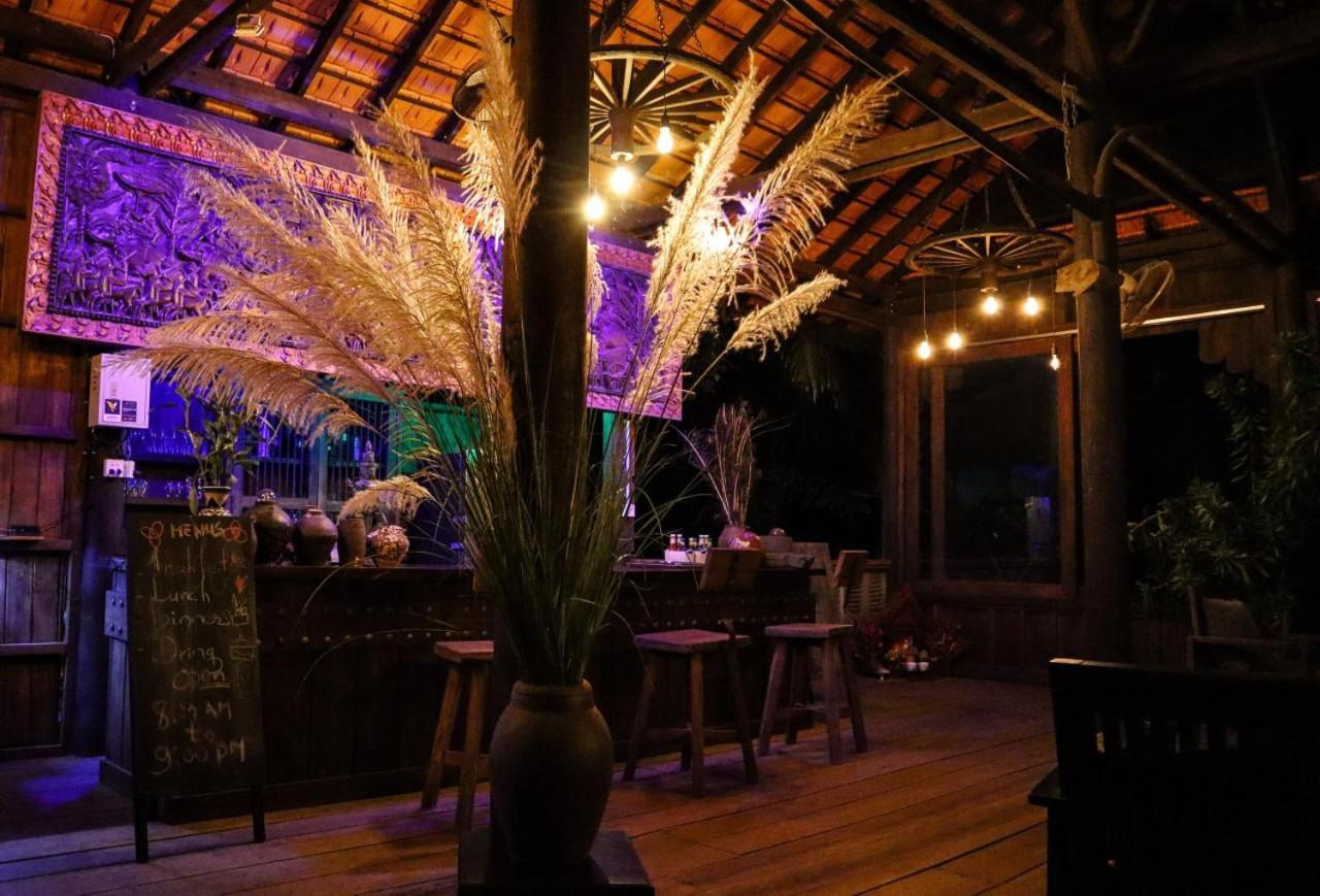 Villa Romduol Kampot Bagian luar foto