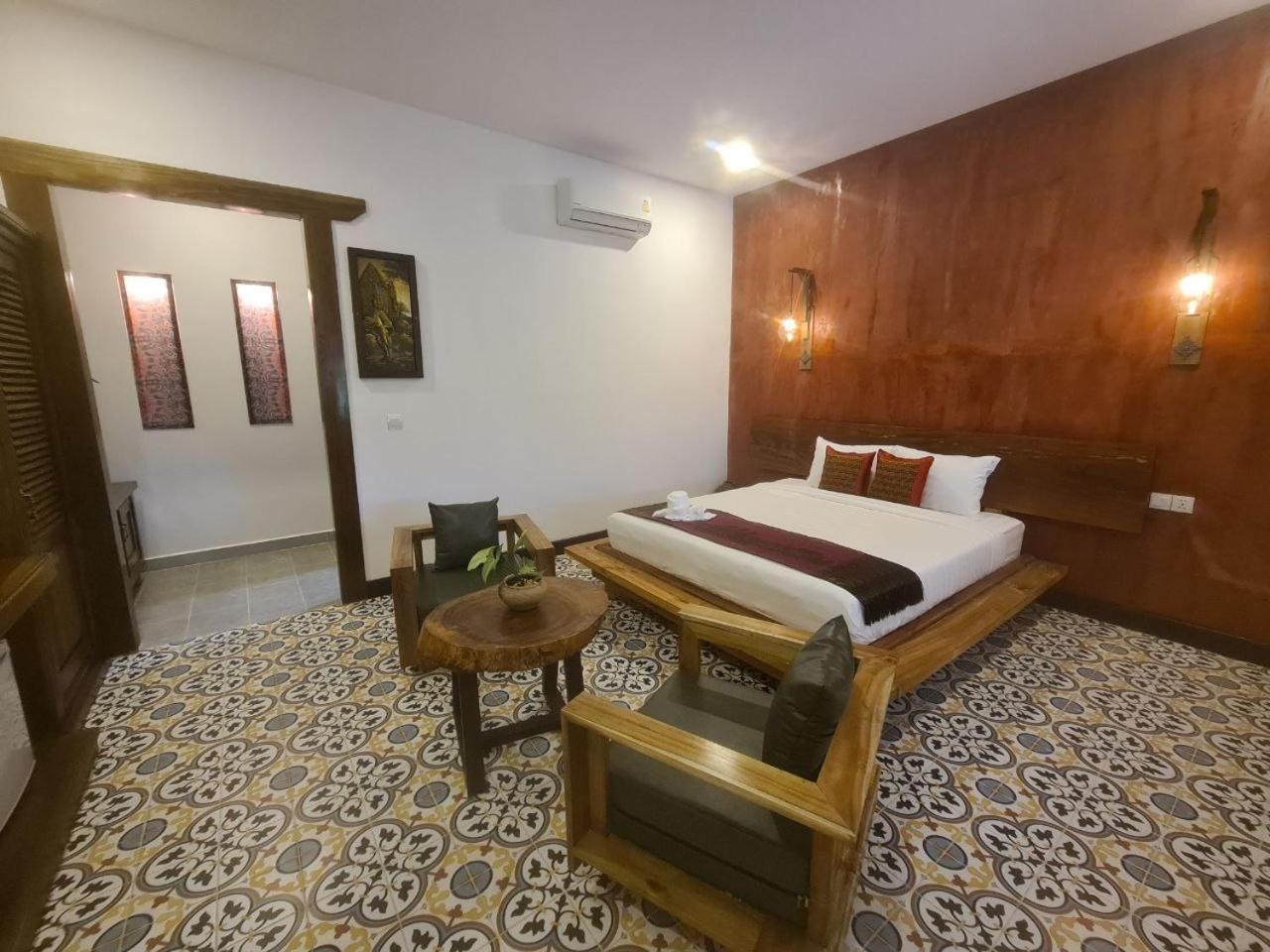 Villa Romduol Kampot Bagian luar foto