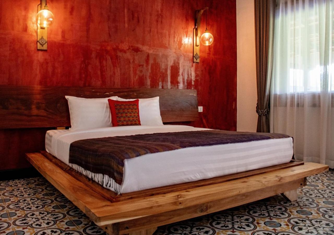 Villa Romduol Kampot Bagian luar foto