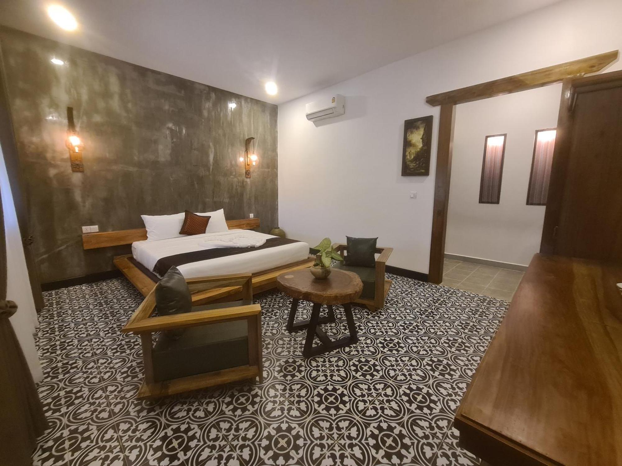 Villa Romduol Kampot Bagian luar foto