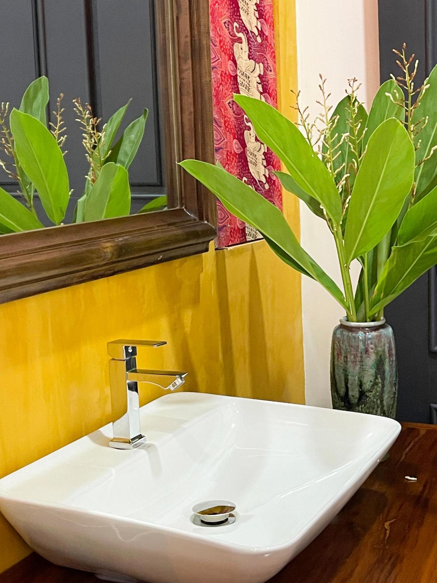 Villa Romduol Kampot Bagian luar foto