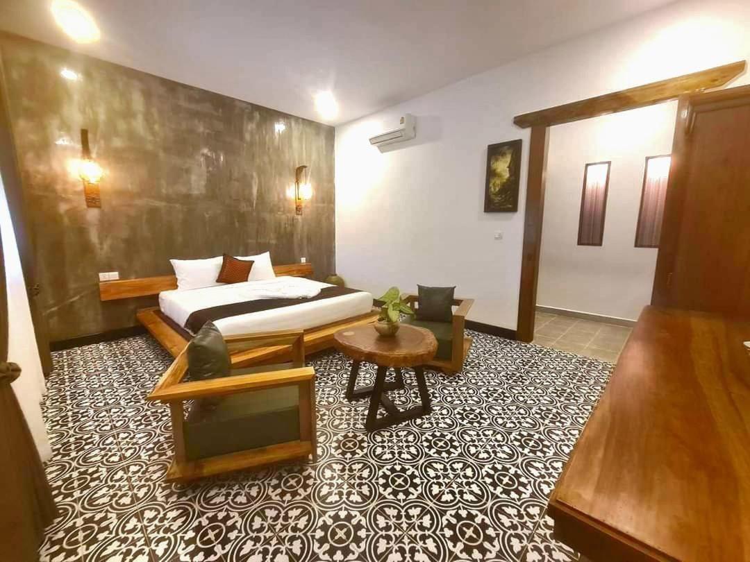 Villa Romduol Kampot Bagian luar foto