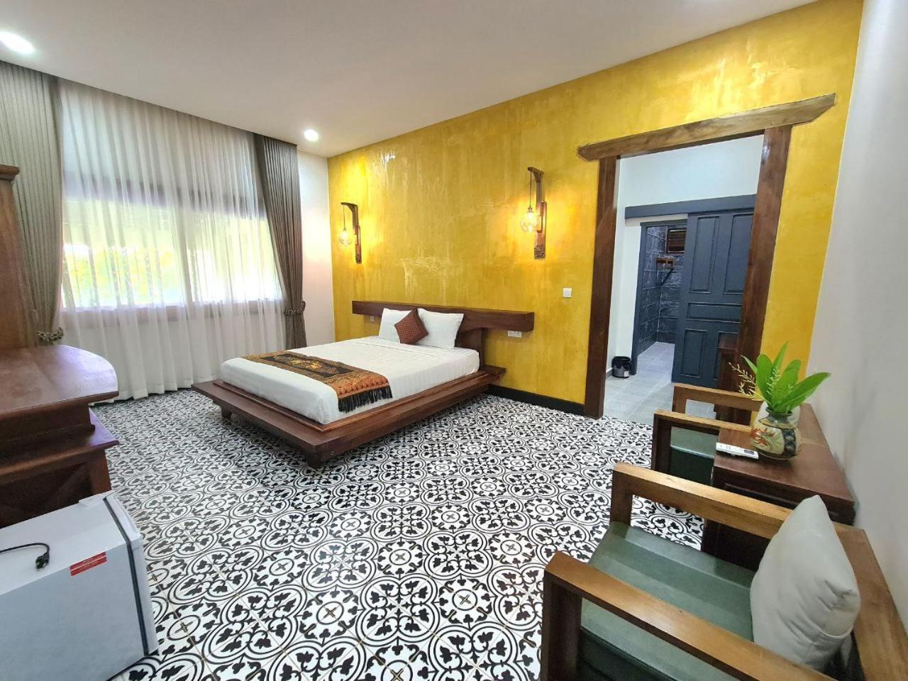 Villa Romduol Kampot Bagian luar foto
